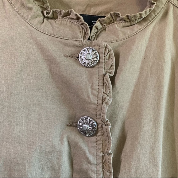 Lightweight Khaki Buttons & Ruffle Jacket - Picture 2 of 9